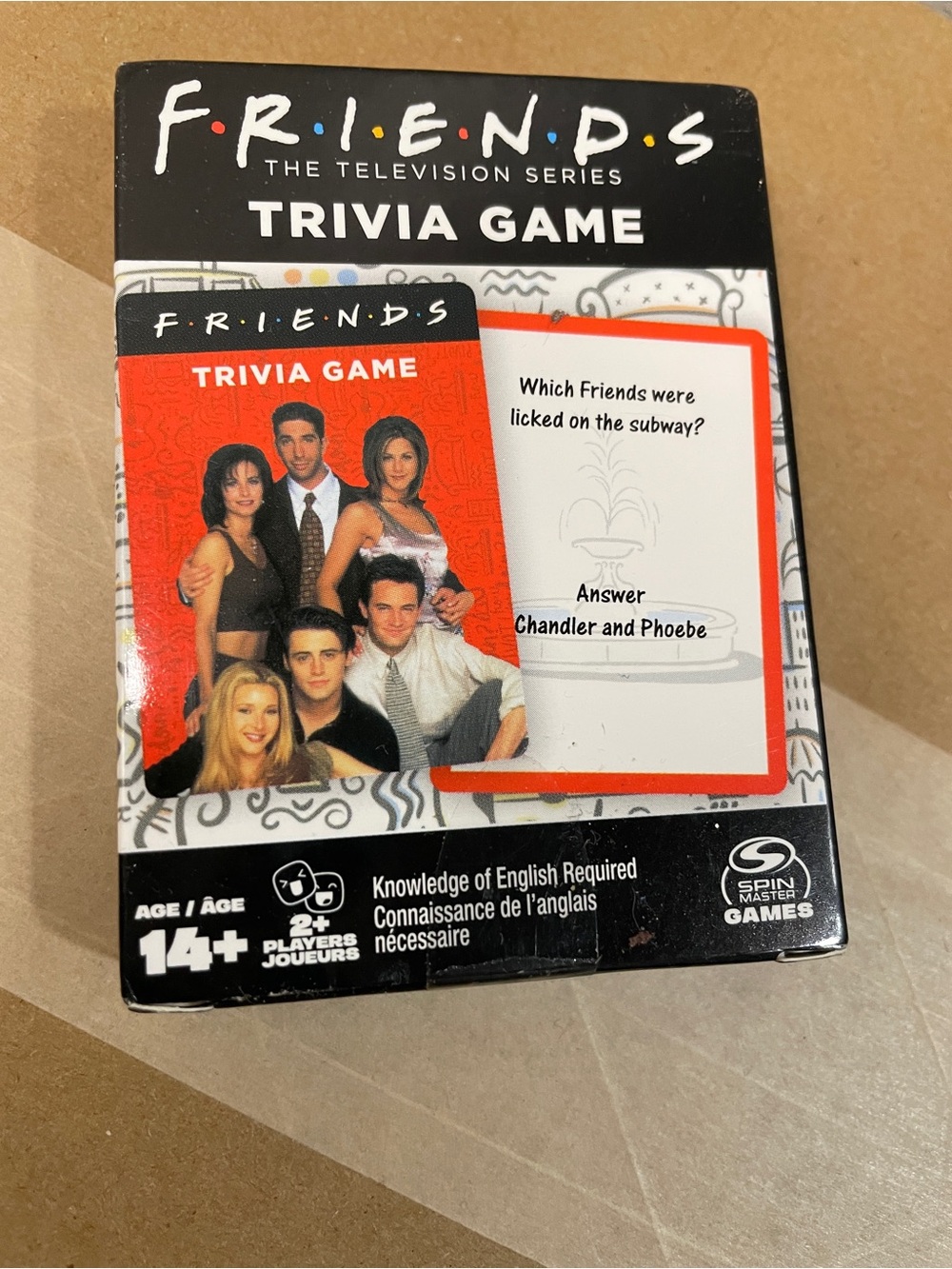 FRIENDS Trivia Card Game - Red and Black Pack
